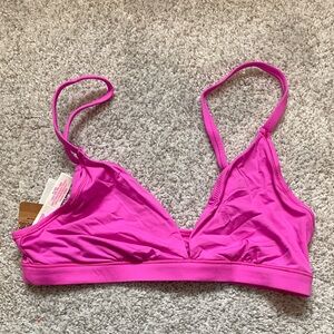 Victoria's Secret pink Triangle Bralette new medium